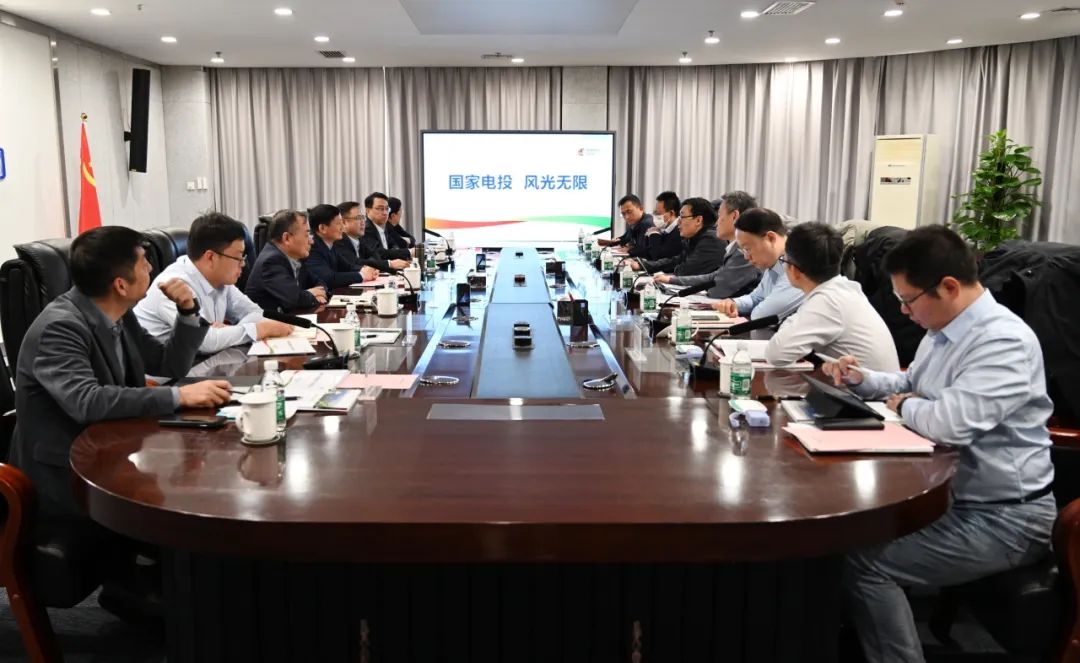 黃河水電公司黨委書記、董事長姚小彥會(huì)見國核電力院黨委書記、董事長李啟釗