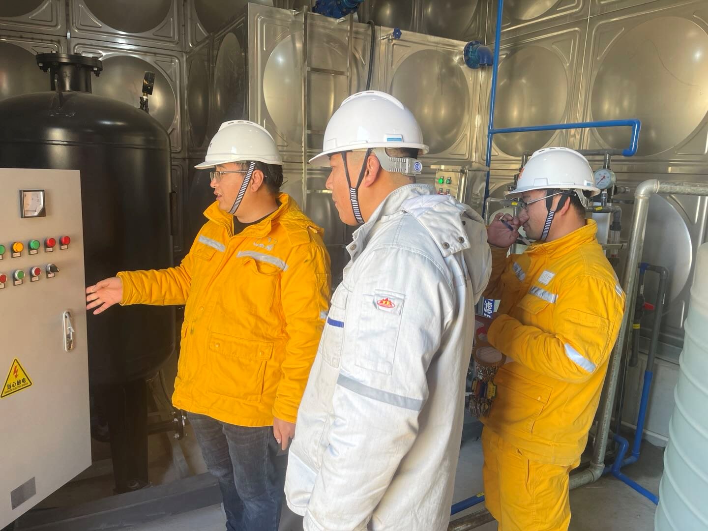 華潤電力江西公司“大監督”體系領導小組組織開展建設項目防寒防凍專項監督檢查