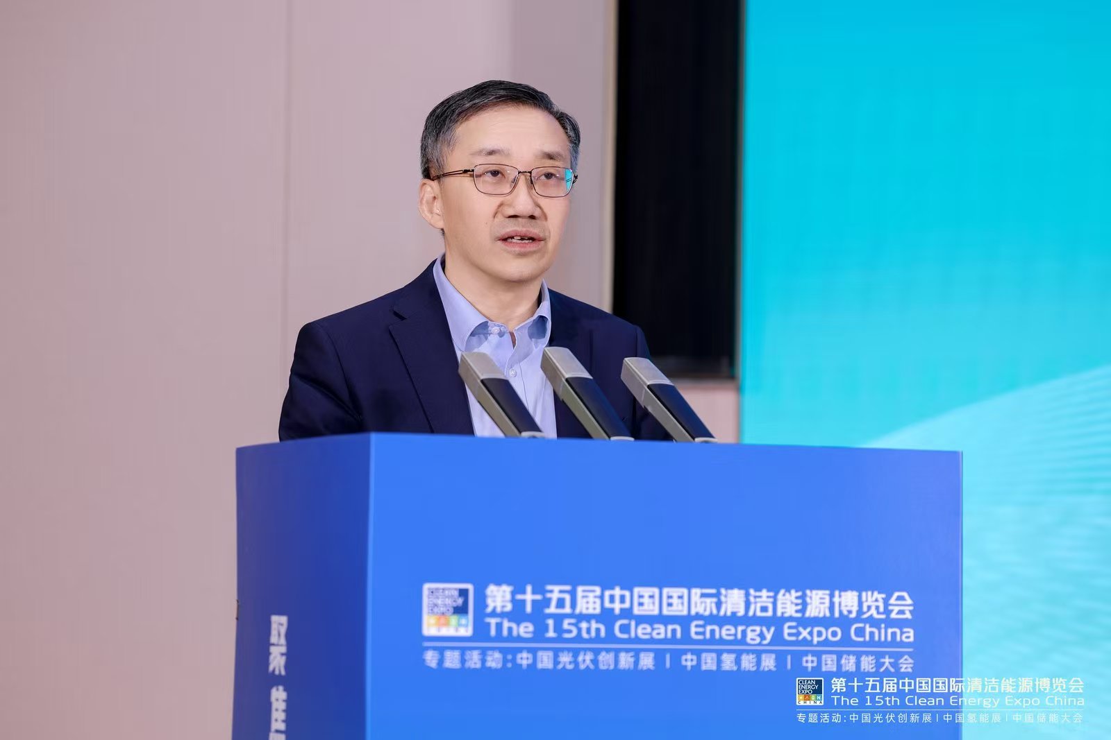 中電聯副秘書長劉永東:我國清潔能源發展迅猛,新型電力系統正加速構建