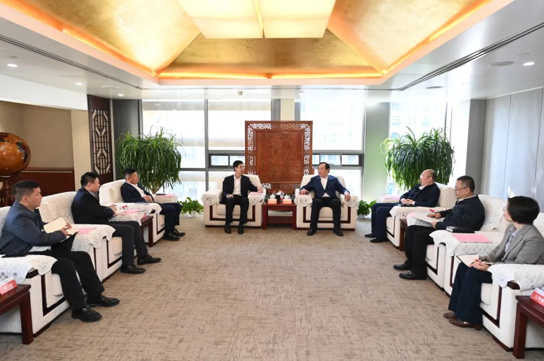 大唐國際黨委書記、董事長李凱會見中建五局黨委書記、董事長田衛國