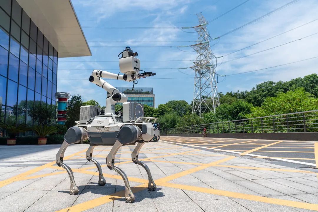 南方電網“海陸空”機器人護航十五運