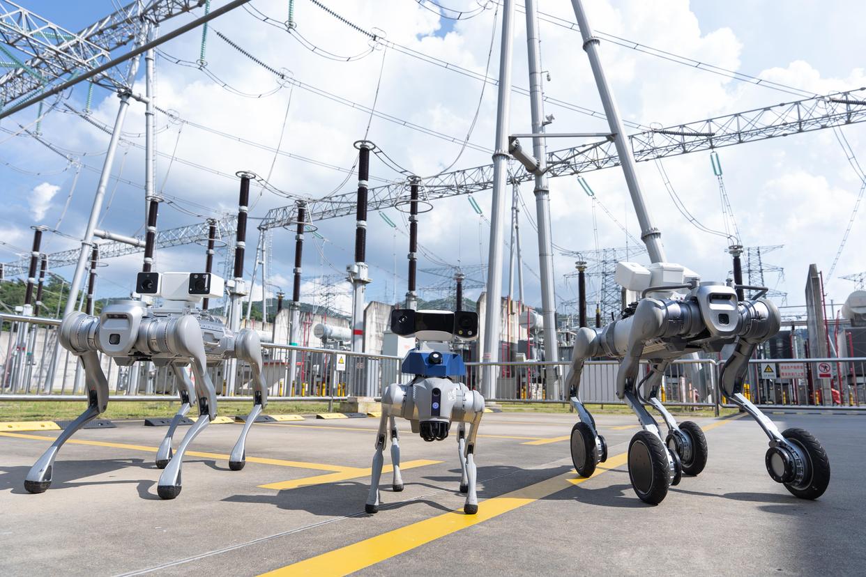 深圳電網機器人軍團多棲作戰,力保十五運會電力無憂