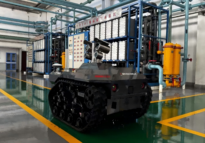 國家電投霍林河坑口發電公司巡檢機器人投入使用